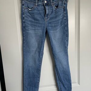 American Eagle Outfitters Light Blue Skinny Jeans